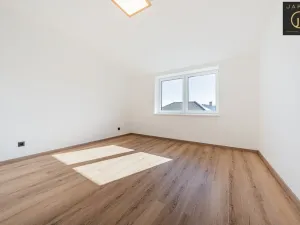 Prodej rodinného domu, Kamenné Žehrovice, K Rokli, 120 m2