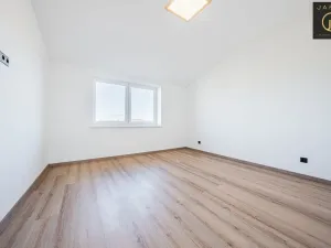 Prodej rodinného domu, Kamenné Žehrovice, K Rokli, 120 m2