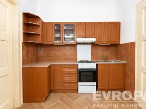 Pronájem bytu 3+1, Praha - Bubeneč, U zeměpisného ústavu, 93 m2