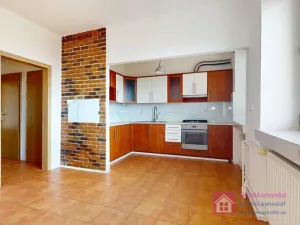 Prodej bytu 3+kk, Zaječí, Dlážděná, 82 m2
