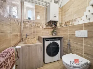 Prodej rodinného domu, Beroun - Beroun-Město, Hněvkovského, 367 m2