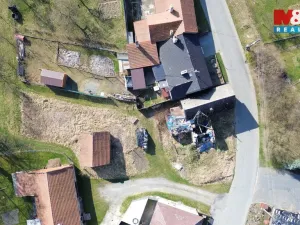 Prodej pozemku, Loukov, 696 m2