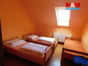 Prodej ubytování, Březí, Na štěrkách, 208 m2