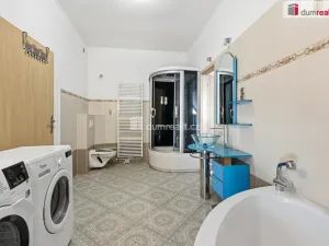 Prodej bytu 4+kk, Břeclav - Poštorná, Na Valtické, 140 m2