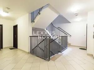 Pronájem bytu 2+kk, Praha - Holešovice, V háji, 52 m2