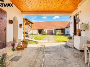 Prodej rodinného domu, Drhovle - Pamětice, 160 m2