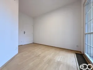 Pronájem bytu 3+kk, Praha, Granátová, 73 m2