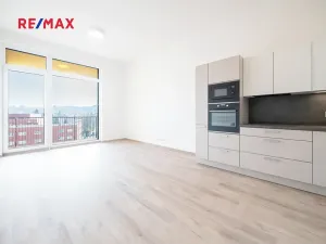 Pronájem bytu 2+kk, Praha - Modřany, Kolmanova, 56 m2