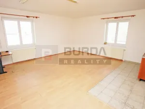 Pronájem kanceláře, Neratovice, 514 m2
