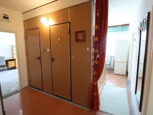 Pronájem bytu 2+1, Karlovy Vary, Krymská, 54 m2