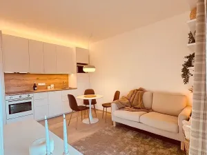 Pronájem bytu 1+kk, Praha - Modřany, Mezi vodami, 50 m2