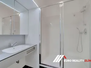 Prodej bytu 1+kk, Zlín, J. A. Bati, 28 m2