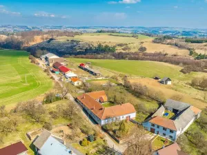 Prodej zemědělské usedlosti, Radonín, 185 m2