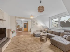 Prodej bytu 3+1, Teplice, U Hadích lázní, 73 m2