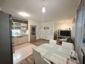 Pronájem bytu 2+kk, Praha - Horní Měcholupy, Boloňská, 65 m2