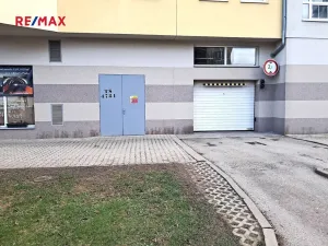 Pronájem bytu 2+kk, Praha - Hlubočepy, Voskovcova, 55 m2