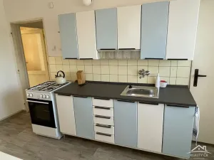 Pronájem bytu 2+1, Jihlava, Erbenova, 58 m2