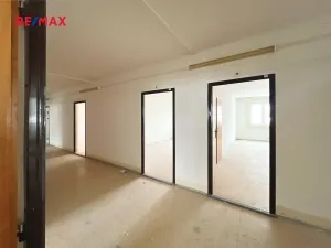 Prodej komerční nemovitosti, Kraslice, Palackého, 1800 m2