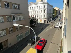 Pronájem bytu 1+kk, Brno, Přadlácká, 31 m2