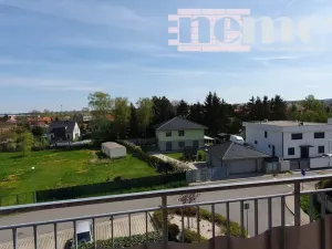 Prodej bytu 2+kk, Jesenice, Na Okruhu, 62 m2