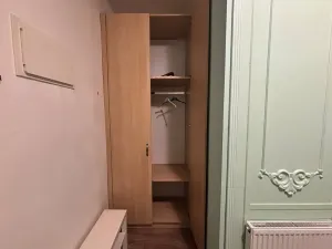 Pronájem bytu 1+1, Praha - Dejvice, Pod kaštany, 34 m2