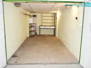 Pronájem garáže, Kladno - Kročehlavy, Bellevue, 16 m2