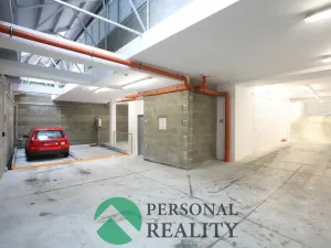 Pronájem bytu 4+kk, Praha, Laubova, 260 m2