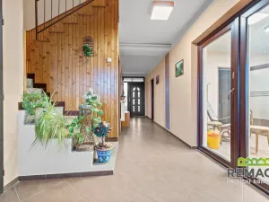 Prodej rodinného domu, Zlechov, 195 m2