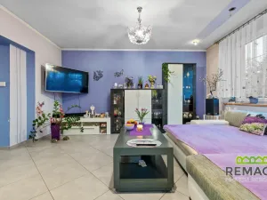 Prodej rodinného domu, Zlechov, 195 m2