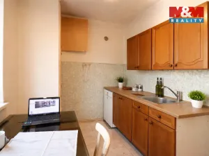 Prodej bytu 2+1, Karlovy Vary, nábřeží Jana Palacha, 63 m2