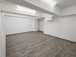 Pronájem kanceláře, Praha - Veleslavín, Na okraji, 215 m2