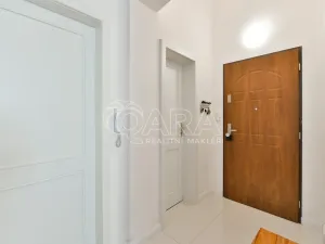 Pronájem bytu 3+kk, Praha - Žižkov, Jeronýmova, 66 m2