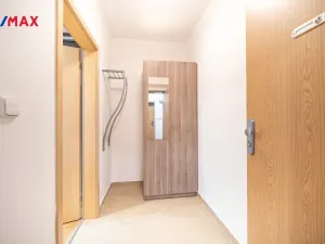 Pronájem bytu 1+1, Praha - Radlice, Pechlátova, 43 m2