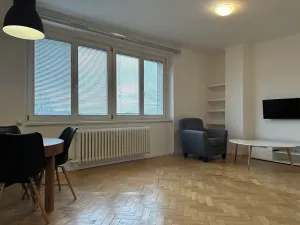 Pronájem bytu 2+kk, Praha - Žižkov, Na Ohradě, 48 m2
