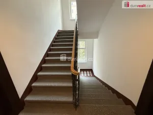 Pronájem bytu 2+1, Praha - Smíchov, U Nikolajky, 68 m2