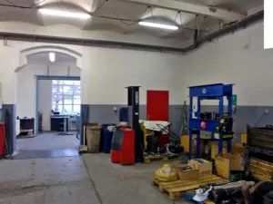 Prodej kanceláře, Králův Dvůr, Tovární, 1029 m2