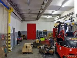 Prodej kanceláře, Králův Dvůr, Tovární, 1029 m2