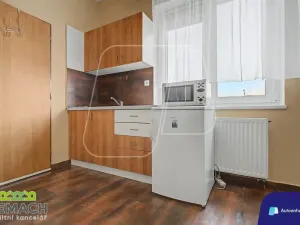 Pronájem bytu 1+kk, Uherské Hradiště, Velehradská třída, 25 m2