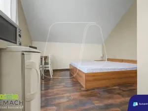 Pronájem bytu 1+kk, Uherské Hradiště, Velehradská třída, 25 m2