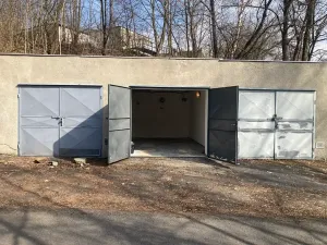 Pronájem garáže, Chomutov, Bezručova, 22 m2