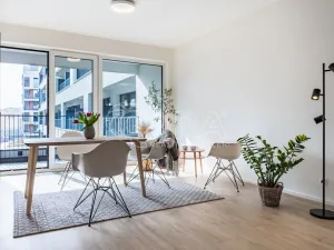 Pronájem bytu 1+kk, Praha - Hloubětín, Poděbradská, 39 m2
