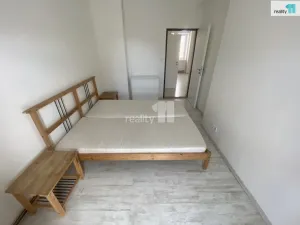 Pronájem bytu 1+1, Dobřany, Palackého, 35 m2