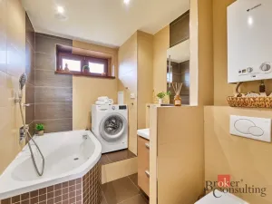 Pronájem bytu 3+1, Pardubice - Svítkov, Kostnická, 67 m2