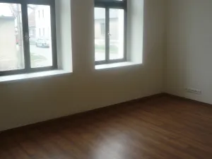 Pronájem bytu 2+kk, Kladno, Jeronýmova, 42 m2