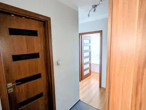 Pronájem bytu 2+kk, Praha - Černý Most, Vašátkova, 45 m2