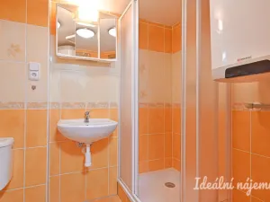Pronájem bytu 1+kk, Adamov, Osvobození, 30 m2