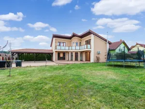 Prodej vily, Babice, Okružní, 200 m2