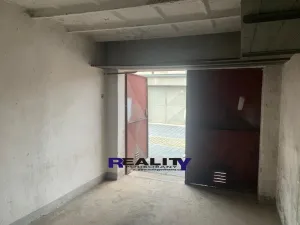 Pronájem garáže, Žatec, Plzeňská, 18 m2