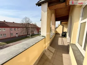 Pronájem bytu 3+1, Vracov, náměstí Míru, 107 m2