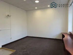 Pronájem kanceláře, Litvínov - Horní Litvínov, Masarykovo nám., 33 m2
